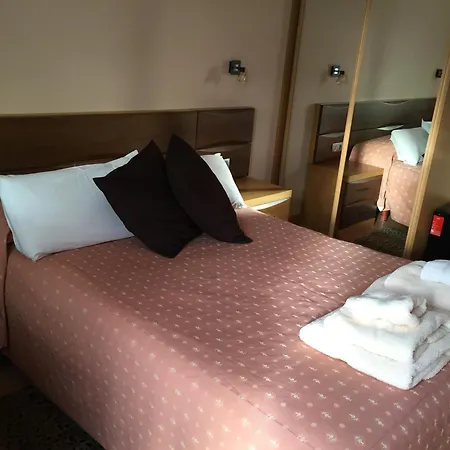 Hotel Santa Cruz *