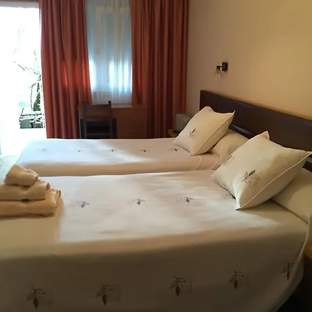 호텔 Santa Cruz 몬타오스