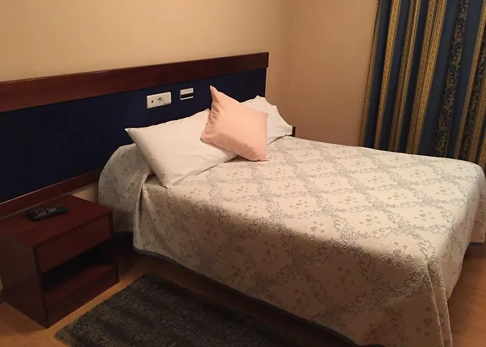 Santa Cruz Szálloda *